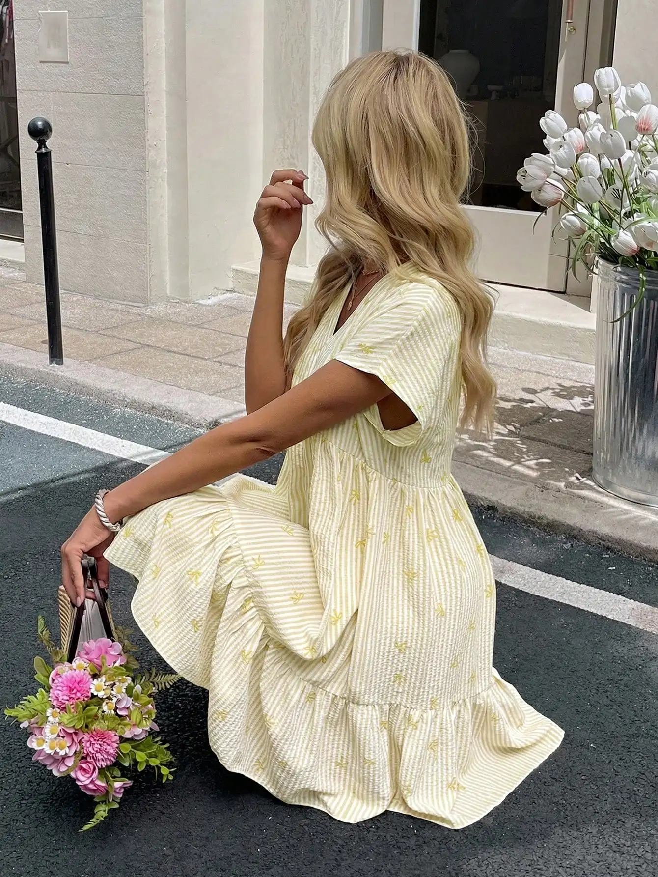 Yellow Striped Embroidered V-Neck Short Sleeve A-Line Dress For Women Summer Casual Beach
Yellow Striped Embroidered V-Neck Short Sleeve A-Line Dress For Women Summer Casual Beach