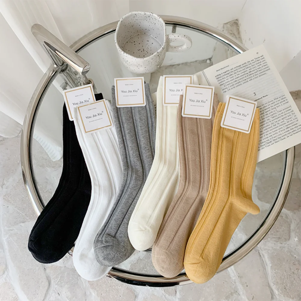 6 Colors Casual Fashion Harajuku Streetwear Socks Socks Japanese Fashion School Girls Striped Sport Socks for Women Korean Style
6 Colors Casual Fashion Harajuku Streetwear Socks Socks Japanese Fashion School Girls Striped Sport Socks for Women Korean Style