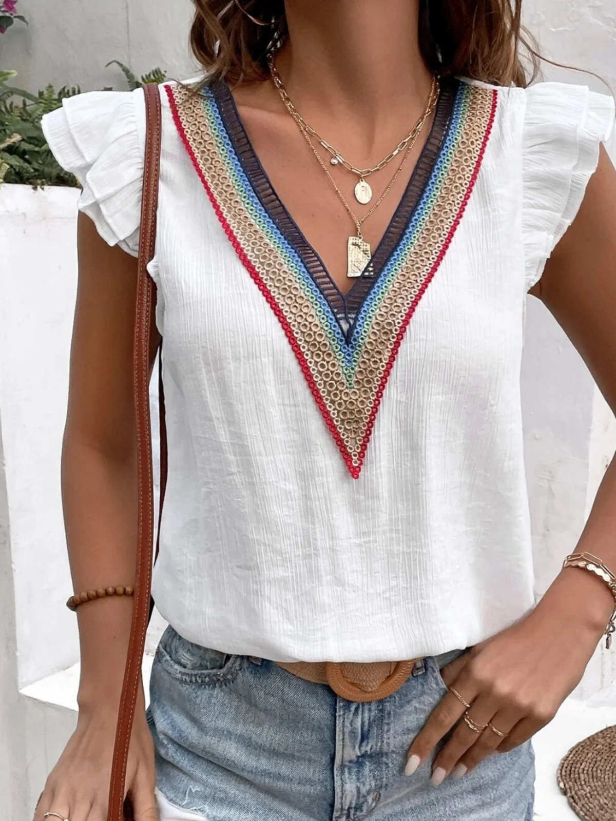 Summer Women's Ethnic Style Retro Vacation Short Sleeve Shirt Deep V Lace Hollow Linen Flying Sleeve Top Street Style Slim Fit
Summer Women's Ethnic Style Retro Vacation Short Sleeve Shirt Deep V Lace Hollow Linen Flying Sleeve Top Street Style Slim Fit