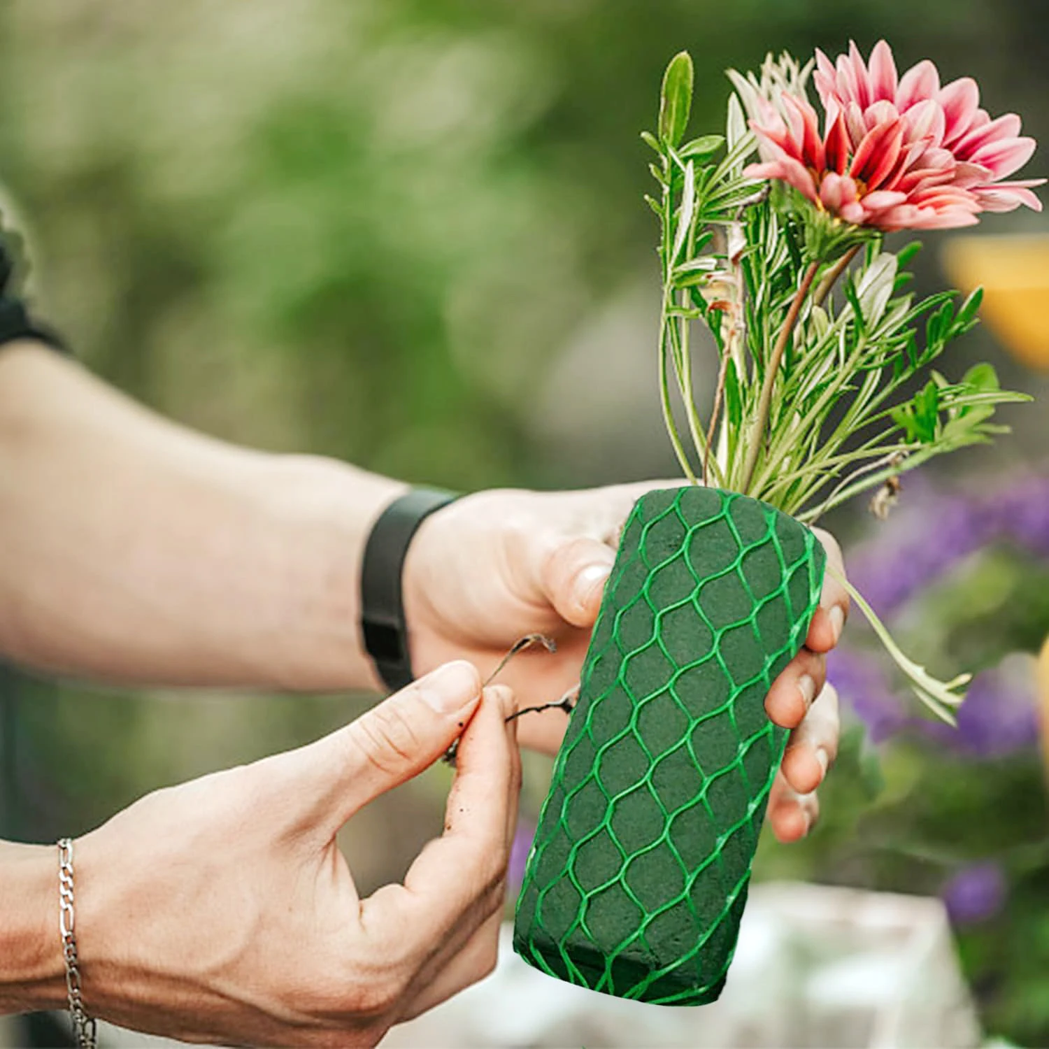 14Pcs Garland Flower Foam Blocks Cylinder Netting Floral Foam Garland for Flowers Absorption Flower Holder Arch Door Party Decor
14Pcs Garland Flower Foam Blocks Cylinder Netting Floral Foam Garland for Flowers Absorption Flower Holder Arch Door Party Decor