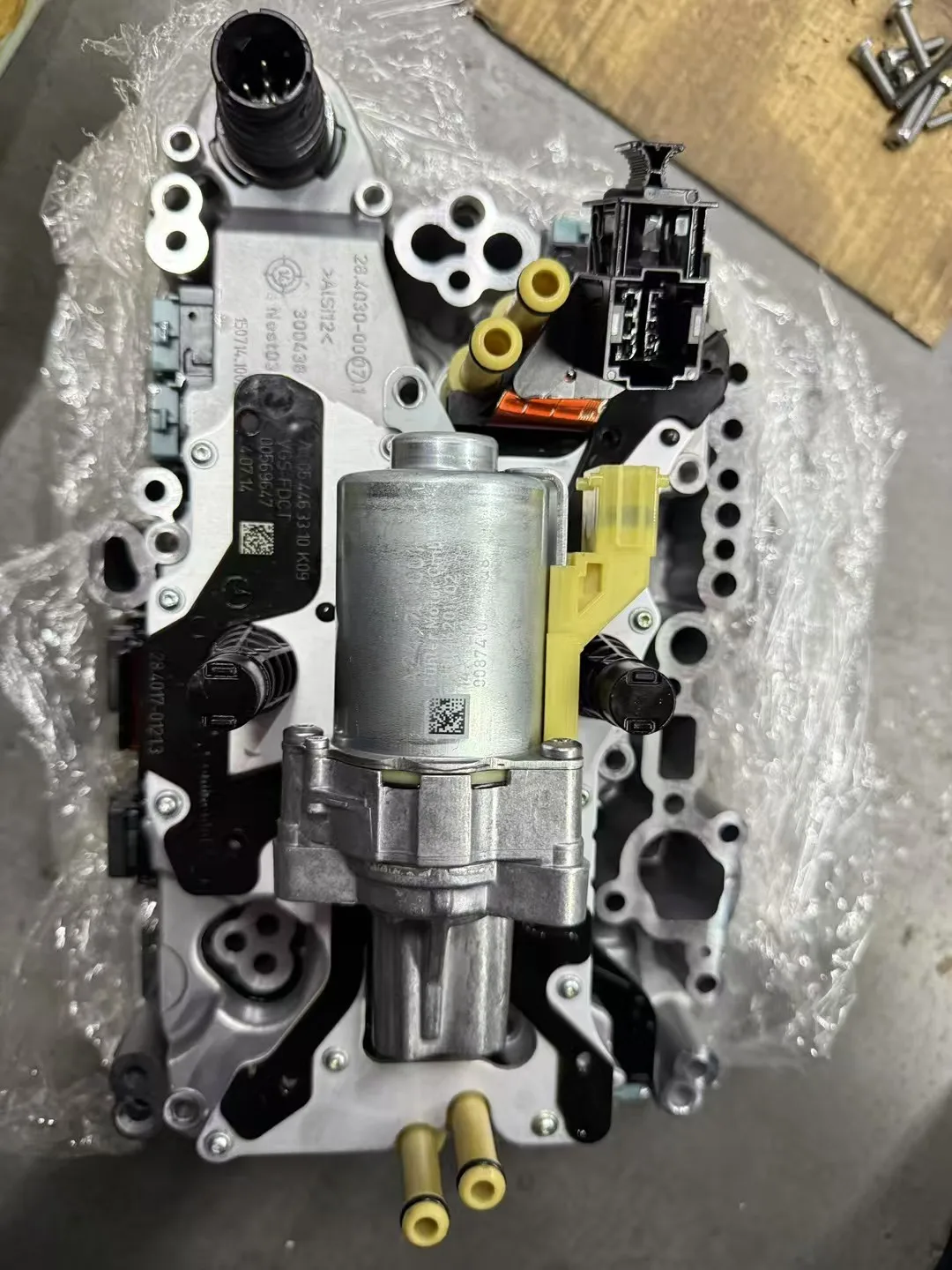 724.0 TCU TCM Блок управления коробкой передач Корпус клапана 4 контакта для Mercedes A B CLA GLA Class W117 W176 W156 A0054463710 A0002703900 
724.0 TCU TCM Блок управления коробкой передач Корпус клапана 4 контакта для Mercedes A B CLA GLA Class W117 W176 W156 A0054463710 A0002703900