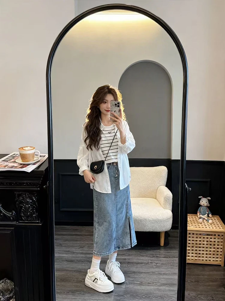 Korean Style Women's Sun Protection Shirt Casual Striped Inner Wear Slimming Summer Fashion Denim Skirt Three Piece Set
Korean Style Women's Sun Protection Shirt Casual Striped Inner Wear Slimming Summer Fashion Denim Skirt Three Piece Set
