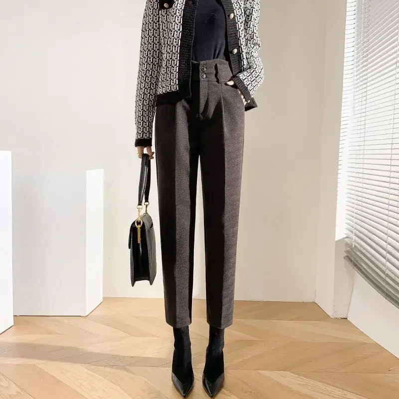 Autumn and Winter Women's Solid Colors Slim Button Chic Halun Pants High Waist Woolen Appear Thin Fashion Commuter Trousers
Autumn and Winter Women's Solid Colors Slim Button Chic Halun Pants High Waist Woolen Appear Thin Fashion Commuter Trousers