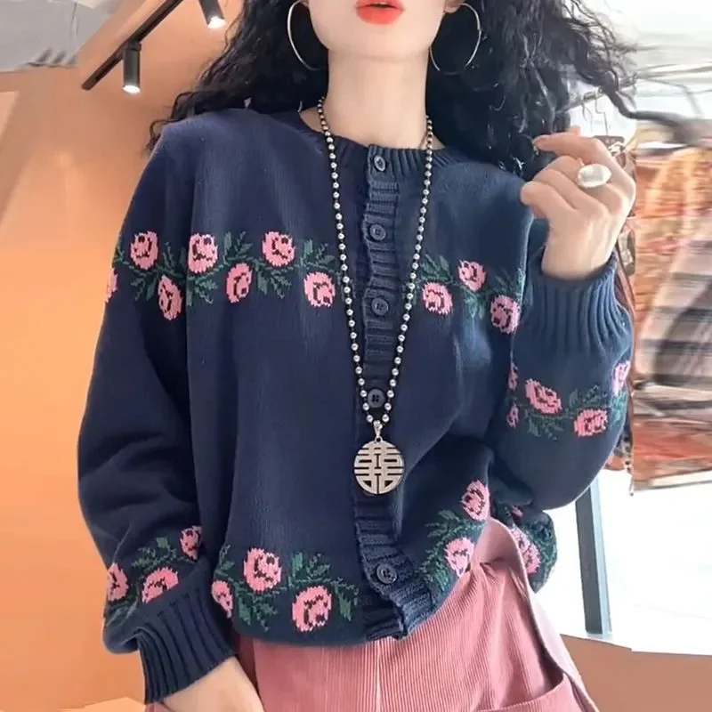 Vintage New Women's Sweater 2026 Spring Autumn Round Neck Long Sleeved Knitted Sweater Cardigan Jacket Top Versatile Female
Vintage New Women's Sweater 2026 Spring Autumn Round Neck Long Sleeved Knitted Sweater Cardigan Jacket Top Versatile Female