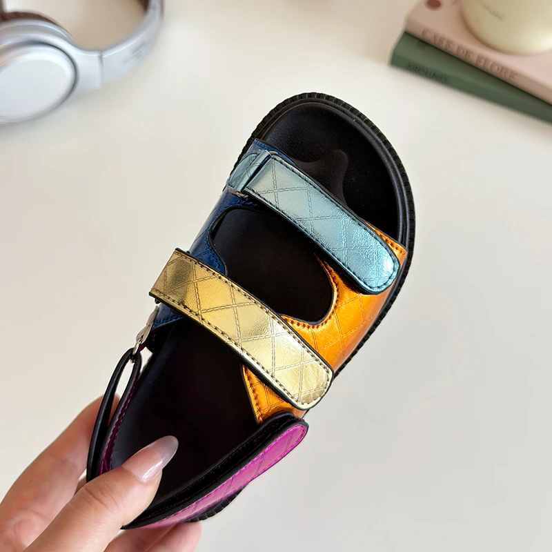 Summer Children's Best-selling Fashionable Multi-color Soft Hollow Sandals, Elegant Children's School Daily Light Walking Shoes
Summer Children's Best-selling Fashionable Multi-color Soft Hollow Sandals, Elegant Children's School Daily Light Walking Shoes