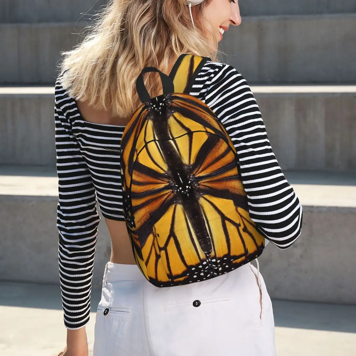 Monarch Butterfly Wing Orange Wings And Golden Backpack School Bag Hiking Travel Daypack for Boys Girls Bookbag Shoulder Bags
Monarch Butterfly Wing Orange Wings And Golden Backpack School Bag Hiking Travel Daypack for Boys Girls Bookbag Shoulder Bags