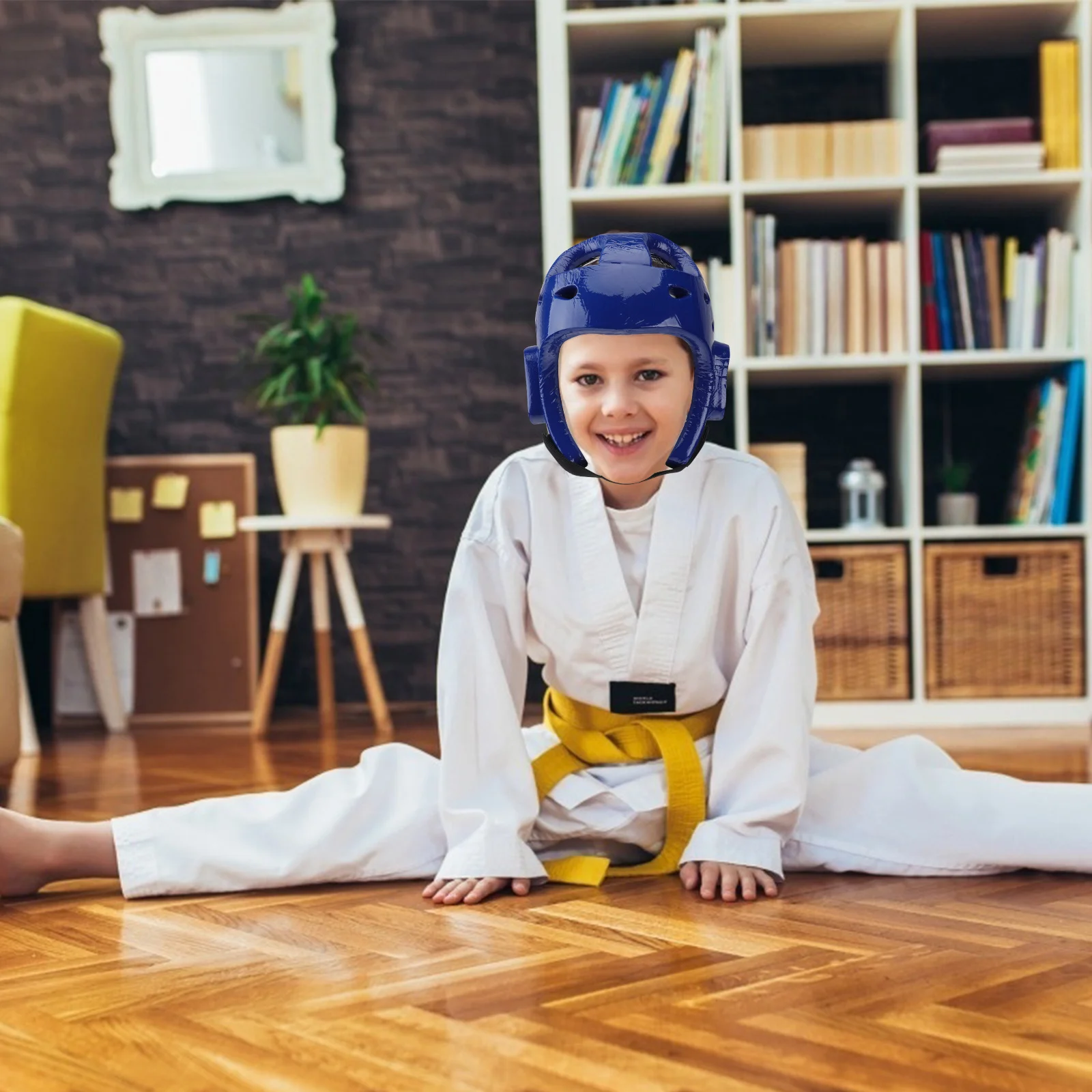 Children Protective Shock Absorbant for Boxing Karate Sparring Open Face Design with Ventilation Comfort Fit
Children Protective Shock Absorbant for Boxing Karate Sparring Open Face Design with Ventilation Comfort Fit