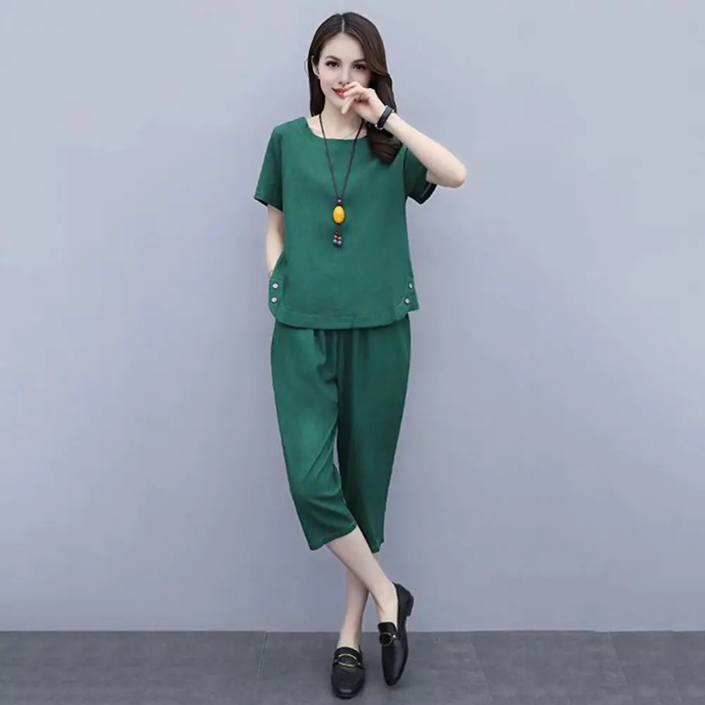 Comfortable Loungewear Set Stylish Women's Two-piece Sets for Summer Casual Short Sleeves Top Cropped Pants Loose for Home
Comfortable Loungewear Set Stylish Women's Two-piece Sets for Summer Casual Short Sleeves Top Cropped Pants Loose for Home