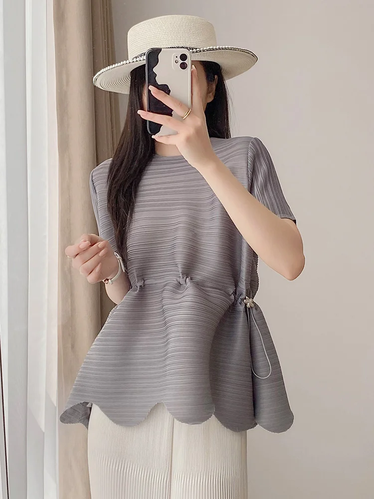 Summer New Women's Loose Fitted T-Shirt Waist Cinching Slimming Design Casual Style Polyester Short Sleeve round Neck Top
Summer New Women's Loose Fitted T-Shirt Waist Cinching Slimming Design Casual Style Polyester Short Sleeve round Neck Top