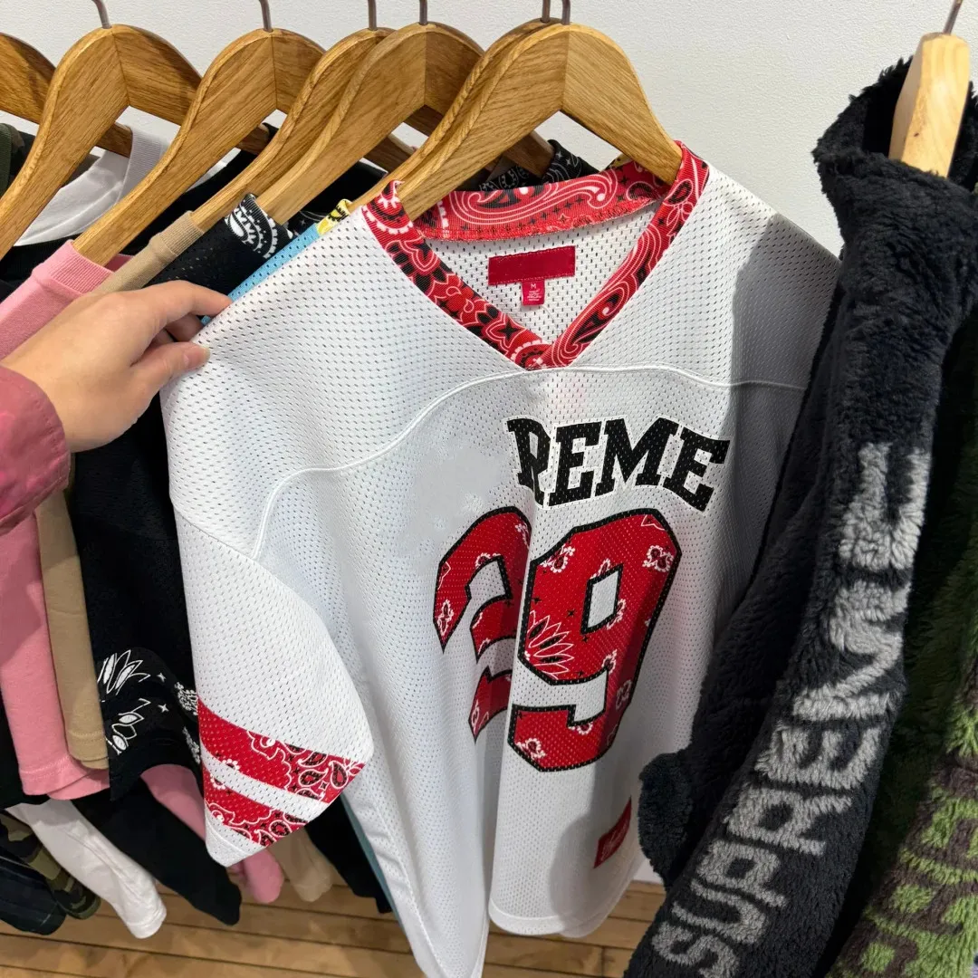 High Quali 25ss Bandana Fooall ort Sve T-irt Fooall Me 39 Number Men Women Sle Cotton Breathable Street Sle ...
High Quali 25ss Bandana Fooall ort Sve T-irt Fooall Me 39 Number Men Women Sle Cotton Breathable Street Sle ...