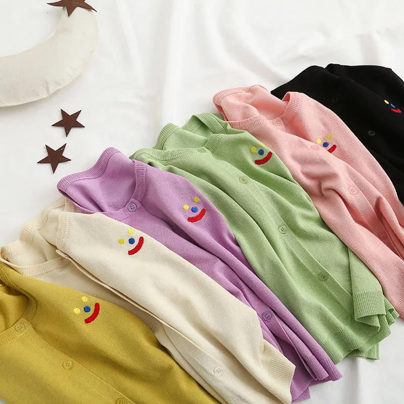 2023 Autumn Children Knit Sweater Cardigan for girls Baby Winter Clothes Top Korean Fashion Kids Knitwear Kawaii Smile Emb 4-16Y
2023 Autumn Children Knit Sweater Cardigan for girls Baby Winter Clothes Top Korean Fashion Kids Knitwear Kawaii Smile Emb 4-16Y
