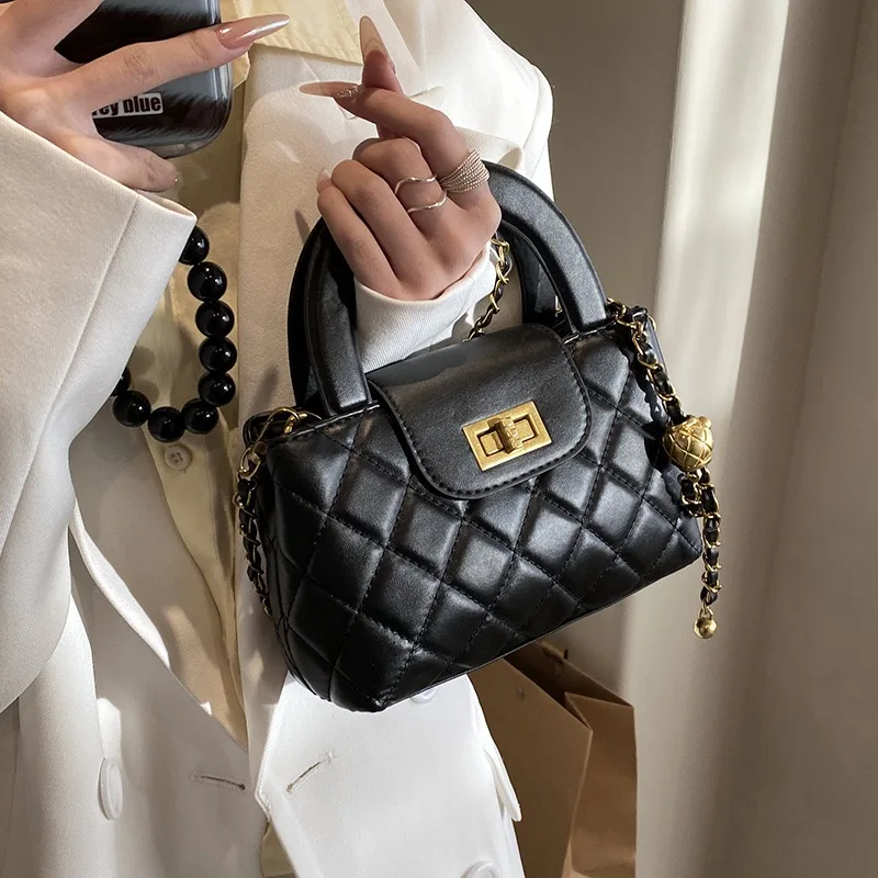 French Style Diamond-Shaped Chain Small Square Bag Women Fashion PU Leather Handbag Summer Commuter Crossbody Bag
French Style Diamond-Shaped Chain Small Square Bag Women Fashion PU Leather Handbag Summer Commuter Crossbody Bag