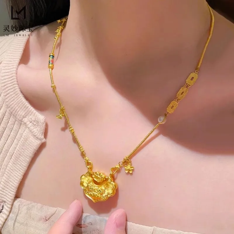 Chinese Style Koi Fish Lock Pendant Double Hook Sweater Chain Ruyi Fish Enamel Cloisonne Versatile Necklace Women Jewelry Gift
Chinese Style Koi Fish Lock Pendant Double Hook Sweater Chain Ruyi Fish Enamel Cloisonne Versatile Necklace Women Jewelry Gift