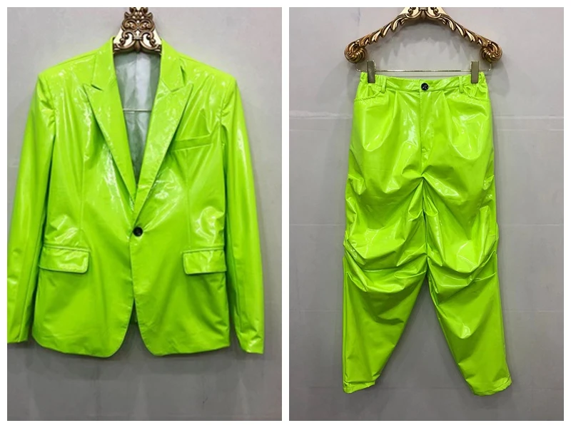 Men Leather Suit Coat+Pleated Mirror Radish Pants Elastic Reflective PU Bar Nightclub Singer Dancer Performance Costume S-6XL
Men Leather Suit Coat+Pleated Mirror Radish Pants Elastic Reflective PU Bar Nightclub Singer Dancer Performance Costume S-6XL