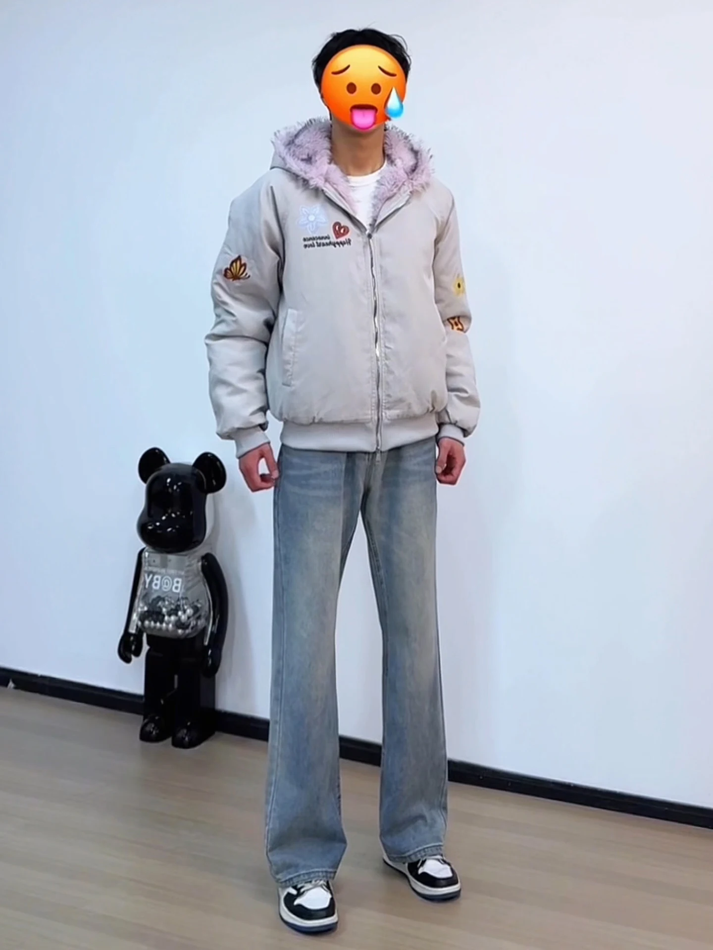Retro Blue Fleece Lined Slim Fit Men's Jeans mid Waist Straight Leg Bell Bottoms for Autumn Winter Youth Fashion Street Style
Retro Blue Fleece Lined Slim Fit Men's Jeans mid Waist Straight Leg Bell Bottoms for Autumn Winter Youth Fashion Street Style