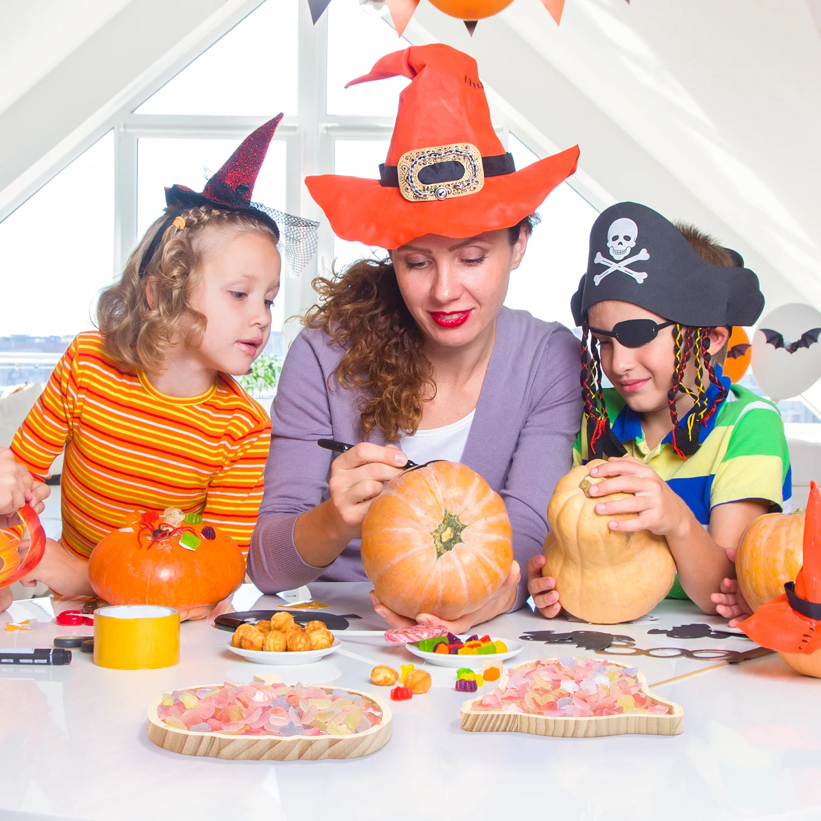 2pcs Wooden Pumpkin Tray Halloween Themed Serving Tray For Snacks Fruits Bread Nuts Decoration Multi-Use Household Storage Plate
2pcs Wooden Pumpkin Tray Halloween Themed Serving Tray For Snacks Fruits Bread Nuts Decoration Multi-Use Household Storage Plate