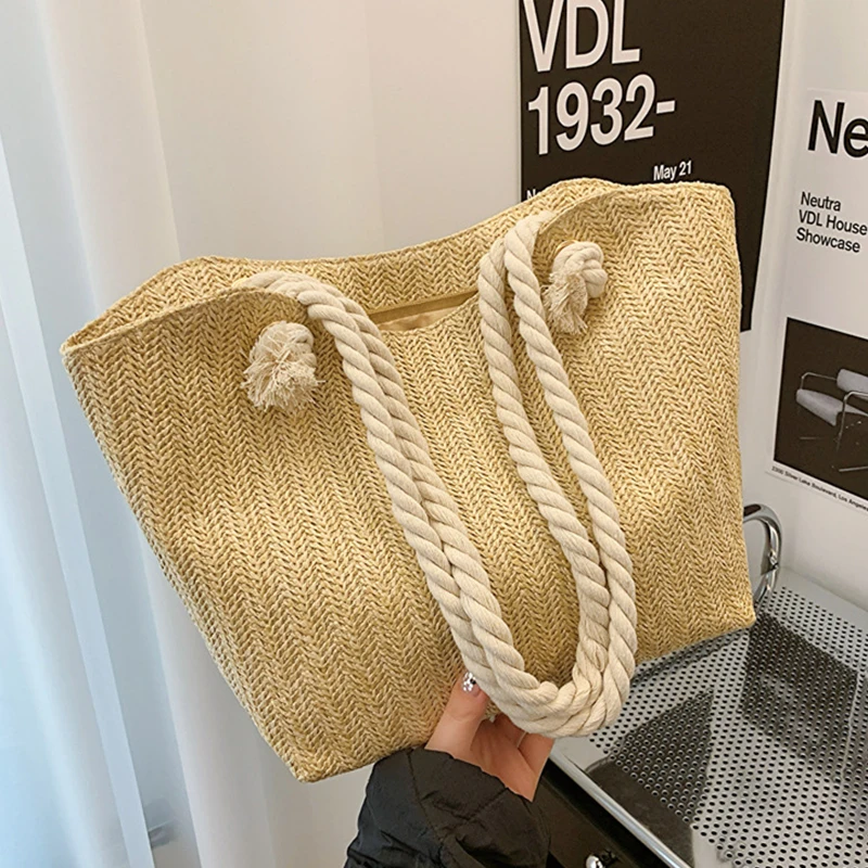 2025 Trendy Designer Women Handbags Fashion Large Capacity Straw Tote Bag Summer Beach Bag Casual Bali Big Women Handbag
2025 Trendy Designer Women Handbags Fashion Large Capacity Straw Tote Bag Summer Beach Bag Casual Bali Big Women Handbag
