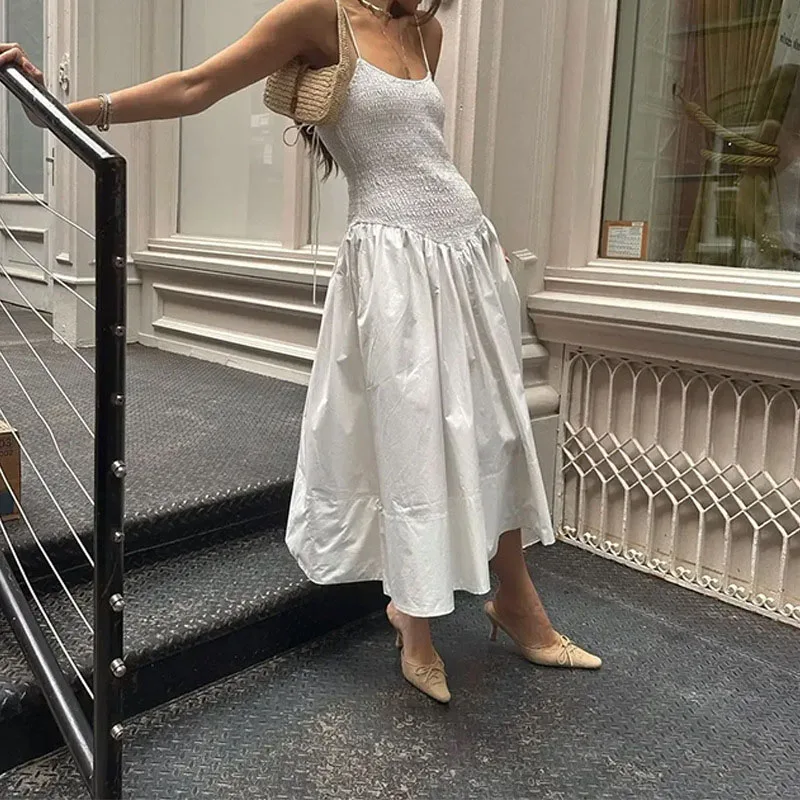 Ladies Elegant Sleeveless High Waist Beach Dress 2024 Fashion Off Shoulder Pleated Holiday Dress White Summer Strap Long Dress
Ladies Elegant Sleeveless High Waist Beach Dress 2024 Fashion Off Shoulder Pleated Holiday Dress White Summer Strap Long Dress