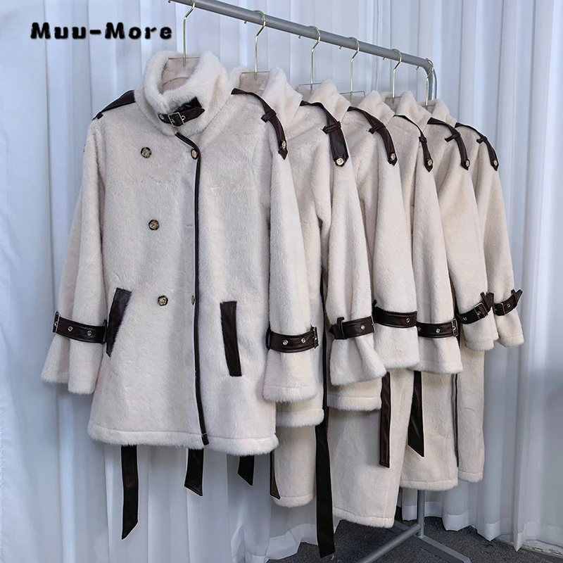 2023 Autumn Winter Korean Style The New Lace Up Double Breasted Mid Length Faux Fur Mink Windbreaker for Women Thicken Trench
2023 Autumn Winter Korean Style The New Lace Up Double Breasted Mid Length Faux Fur Mink Windbreaker for Women Thicken Trench