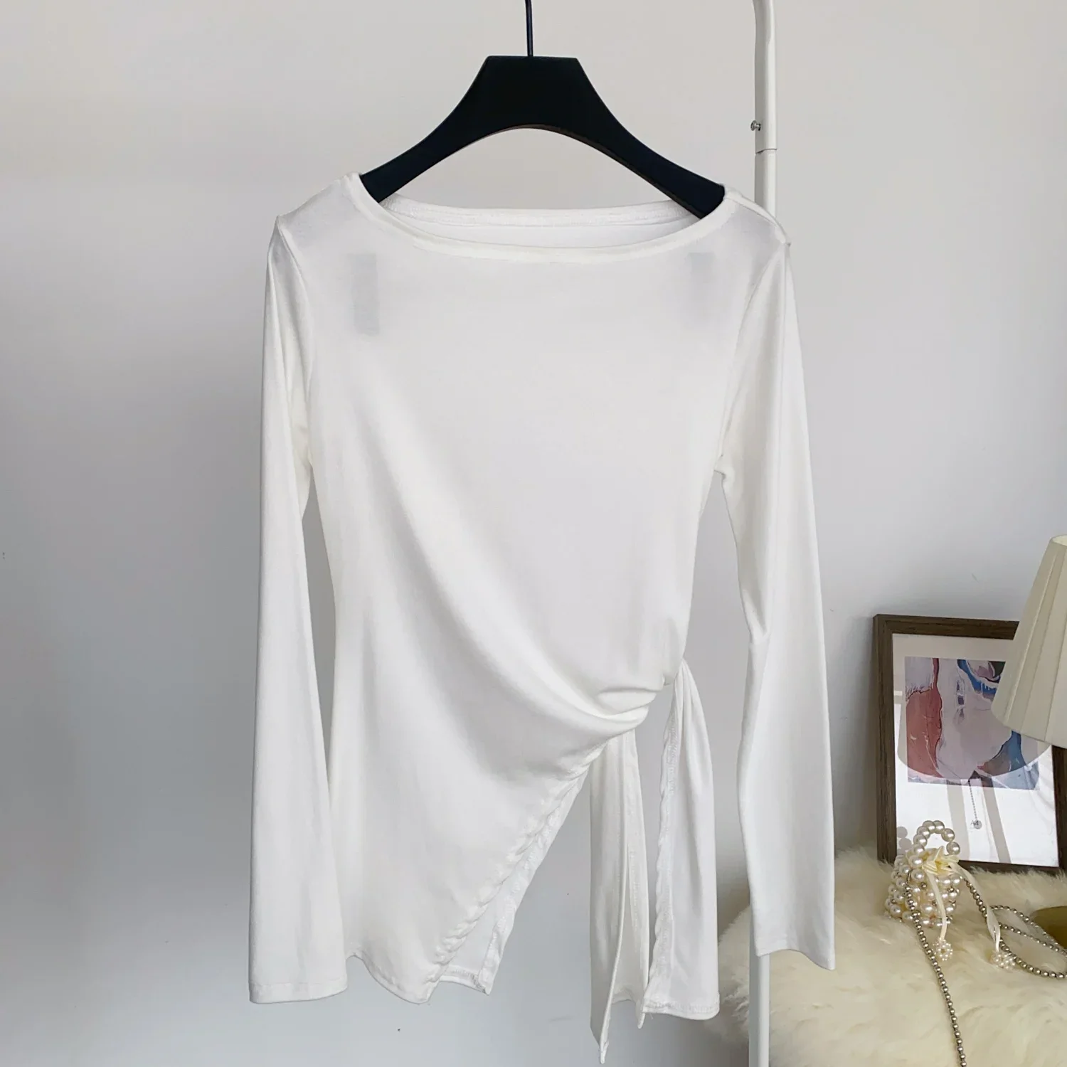 sexy Casual basics chic asymmetrical lace-up Elegant O-Neck top korean fashion women clothing
sexy Casual basics chic asymmetrical lace-up Elegant O-Neck top korean fashion women clothing