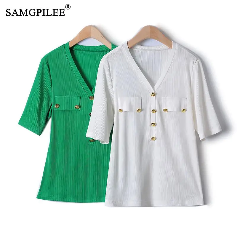 Oversized T-shirt V-neck 2022 Summer Short-sleeved Classic Sweet Beauty T-shirt Pit Pattern Slim Metal Button Top Women 4XL
Oversized T-shirt V-neck 2022 Summer Short-sleeved Classic Sweet Beauty T-shirt Pit Pattern Slim Metal Button Top Women 4XL