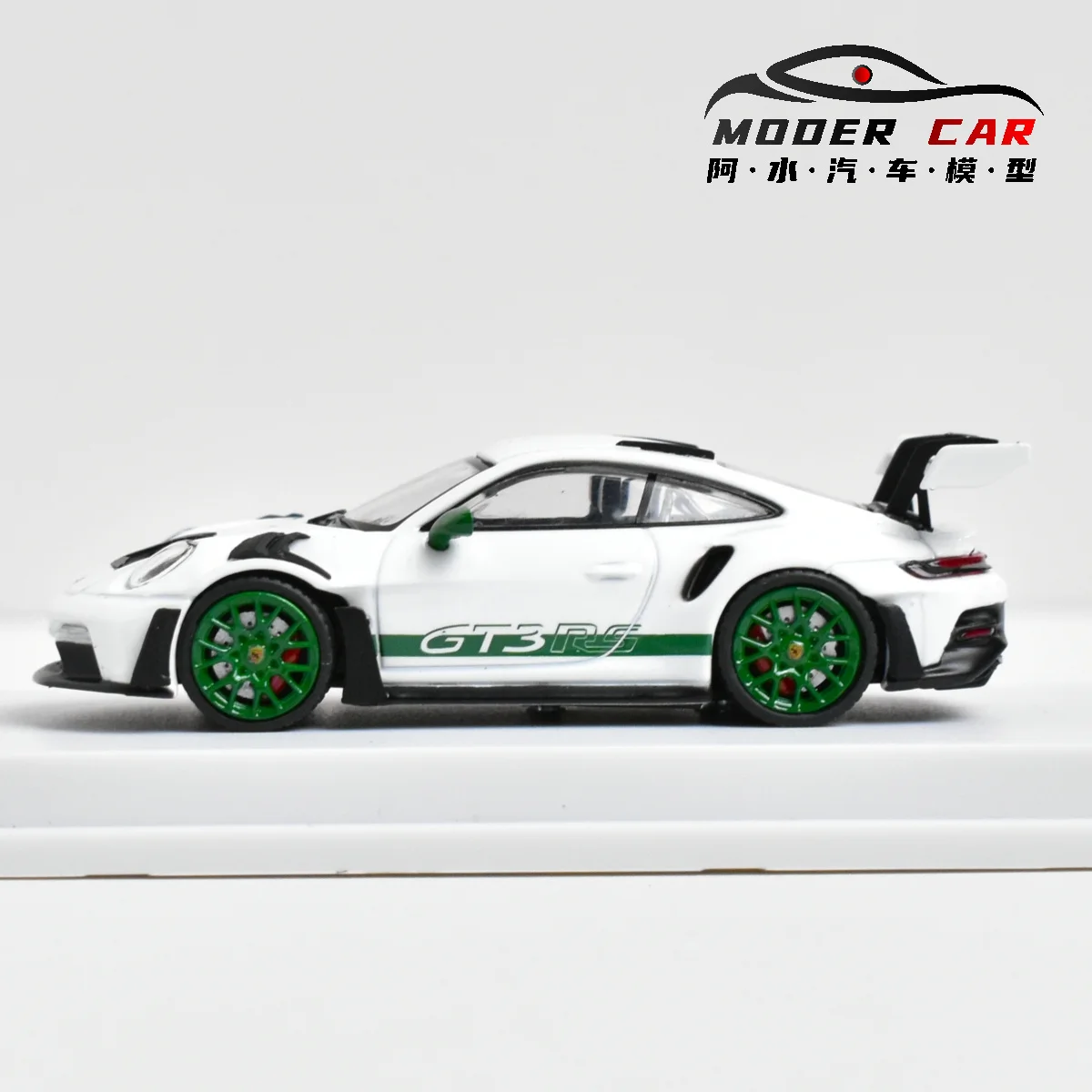 Solo 1:64 Display 911 992 GT3 RS Adults Hobby Diecast Model Car
Solo 1:64 Display 911 992 GT3 RS Adults Hobby Diecast Model Car