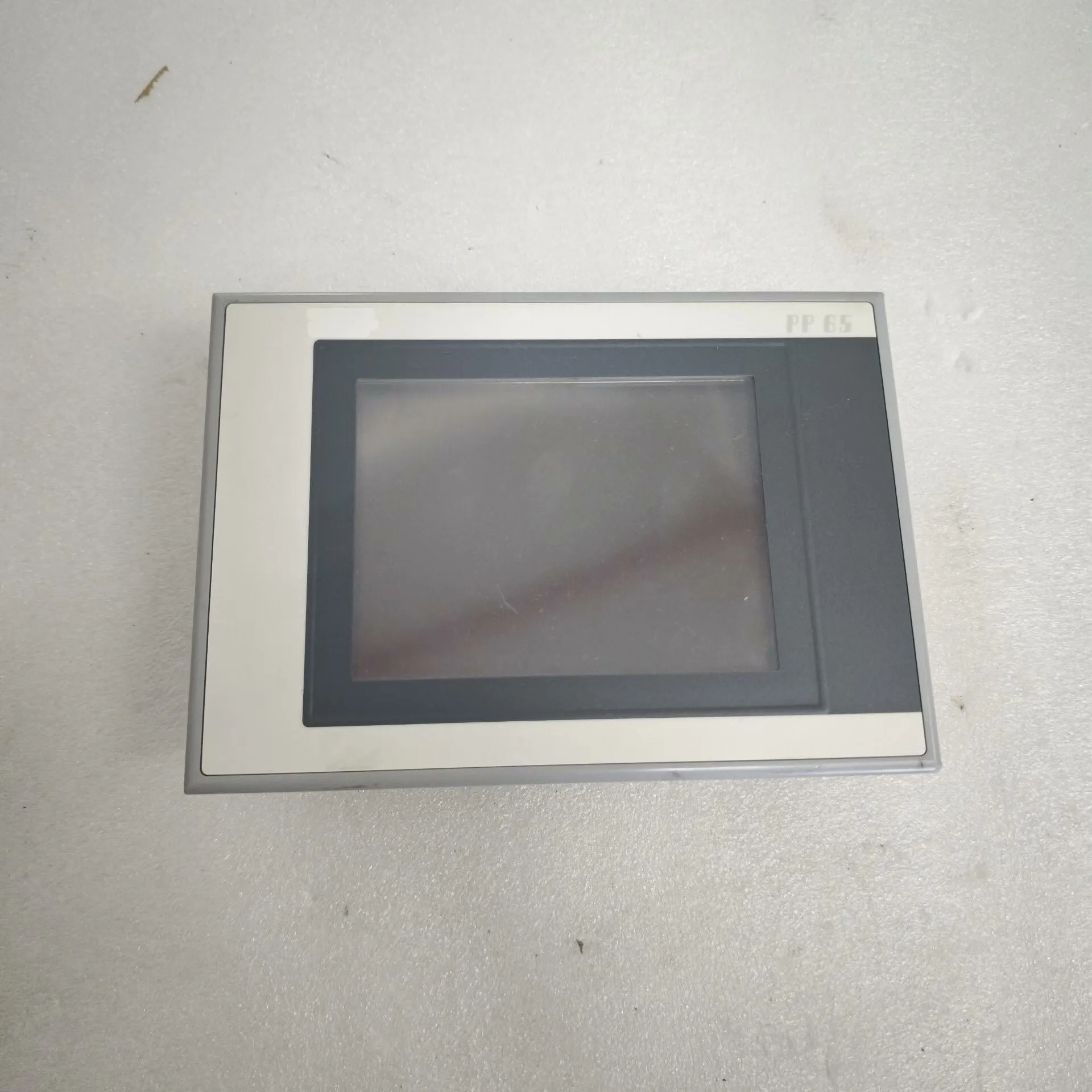 4PP065.0571-P74 Touch Panel Used in good condition
4PP065.0571-P74 Touch Panel Used in good condition