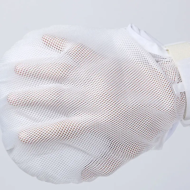 Ограниченные перчатки, мягкие и дышащие фиксированные перчатки, против самовозвращения, против царапин, против вытягивания, защитные перчатки.
Ограниченные перчатки, мягкие и дышащие фиксированные перчатки, против самовозвращения, против царапин, против вытягивания, защитные перчатки.