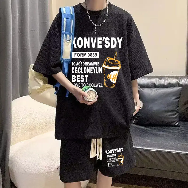 \ American Retro Casual Unique Simple Cool Handsome Men's Short-sleeved T-shirt Shorts Integrated Versatile Men's Suit
\ American Retro Casual Unique Simple Cool Handsome Men's Short-sleeved T-shirt Shorts Integrated Versatile Men's Suit