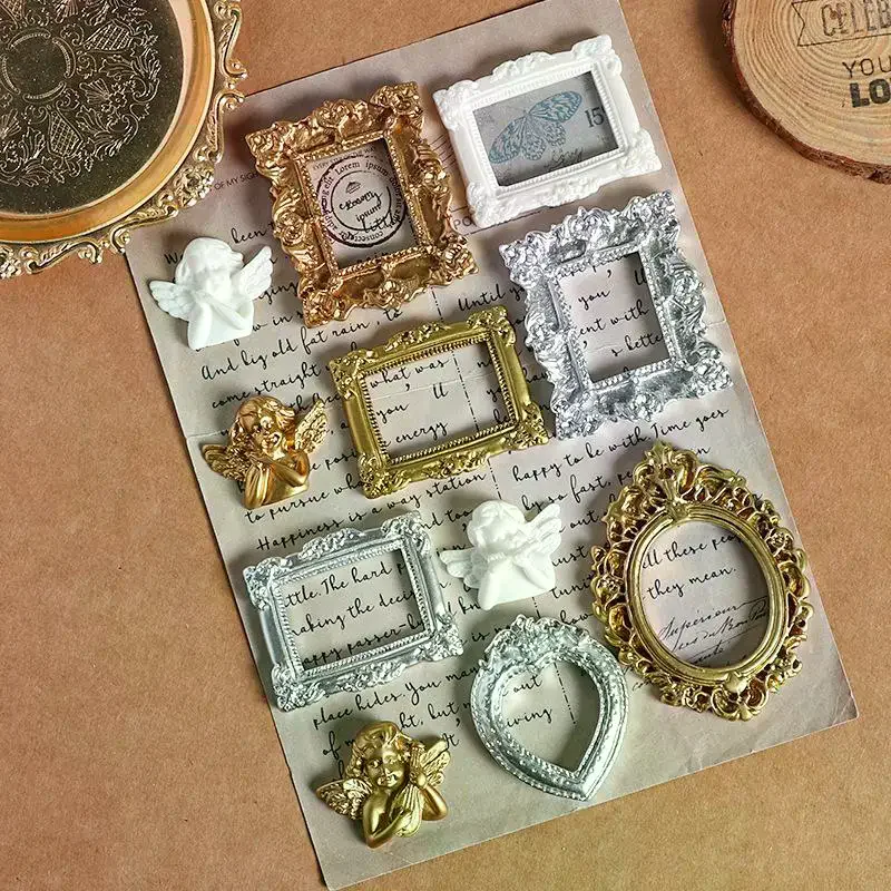4Pcs Retro Baroque Resin Simulation Mini Relief Small Photo Frame European Picture Frame Exquisite Relief Dollhouse Ornament
4Pcs Retro Baroque Resin Simulation Mini Relief Small Photo Frame European Picture Frame Exquisite Relief Dollhouse Ornament