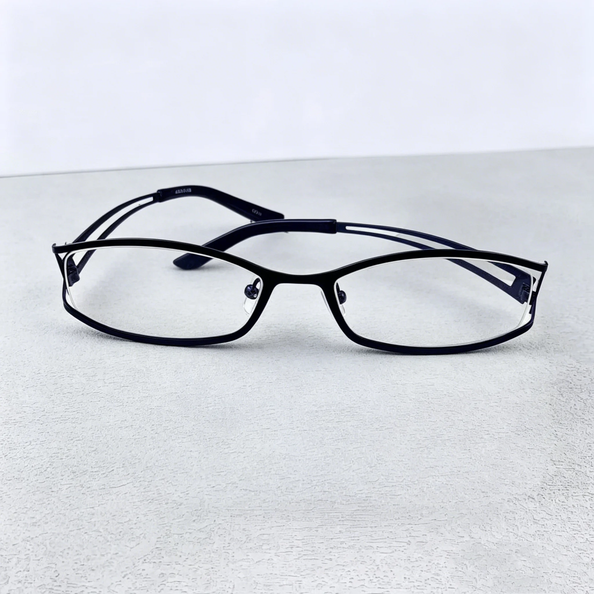 Designed Elegant Alloy Women Oval Shaped Eyeglasses Full Rim Optical Frame Blue Color 54mm Wide
Designed Elegant Alloy Women Oval Shaped Eyeglasses Full Rim Optical Frame Blue Color 54mm Wide