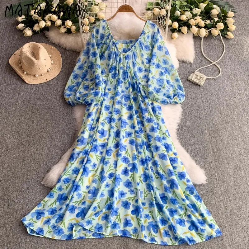 Matakawa Vestidos Mujer V Neck Puff Sleeve Spring Summer Beach Style Women Dresses Fashion Elegant Sweet Bohemian Long Dress
Matakawa Vestidos Mujer V Neck Puff Sleeve Spring Summer Beach Style Women Dresses Fashion Elegant Sweet Bohemian Long Dress