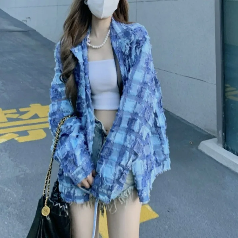 Vintage Chic Blue Plaid Tassel High Street Blusas Single-breasted Streetwear Blouses 2023 Autumn New Korean Fashion Loose Shirts
Vintage Chic Blue Plaid Tassel High Street Blusas Single-breasted Streetwear Blouses 2023 Autumn New Korean Fashion Loose Shirts