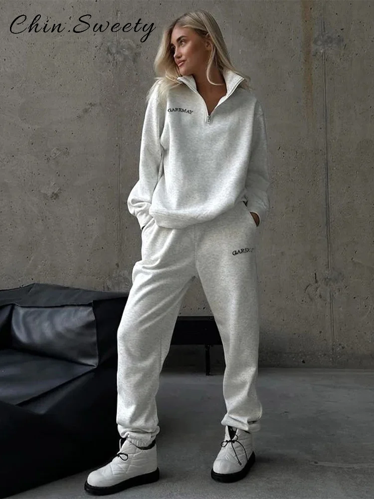 Fashion Tracksuit Zipper Trouser Set Women Loose Solid Lapel Full Sleeve Tops Straight Pant 2025 Spring Summer Lady Sports Suits
Fashion Tracksuit Zipper Trouser Set Women Loose Solid Lapel Full Sleeve Tops Straight Pant 2025 Spring Summer Lady Sports Suits