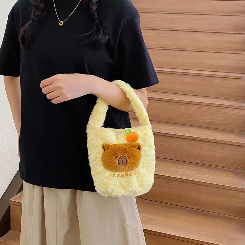 All-Match Plush Capybara Bucket Bag Large Capacity Embroidered Furry Handbag Green Purple Cartoon Storage Bag Shopping
All-Match Plush Capybara Bucket Bag Large Capacity Embroidered Furry Handbag Green Purple Cartoon Storage Bag Shopping
