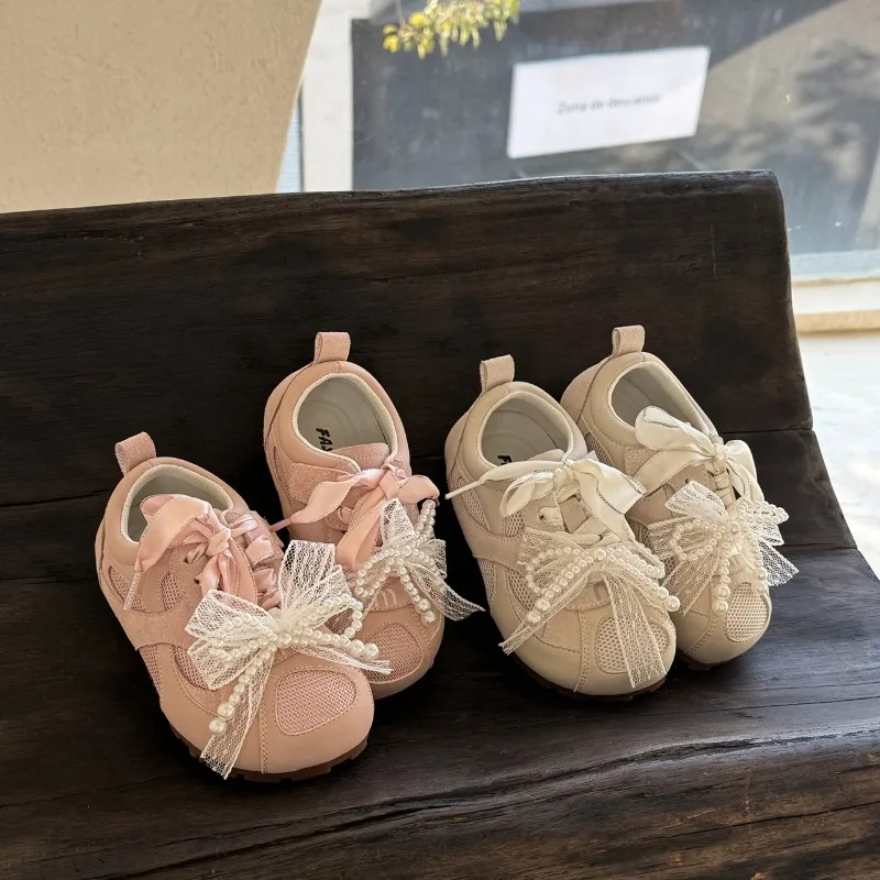 Children's Leisure Sports Shoes 2026 Spring New Girls' Comfortable Fashion Korean Version Soft Soled Shoes Lightweight Sneakers
Children's Leisure Sports Shoes 2026 Spring New Girls' Comfortable Fashion Korean Version Soft Soled Shoes Lightweight Sneakers