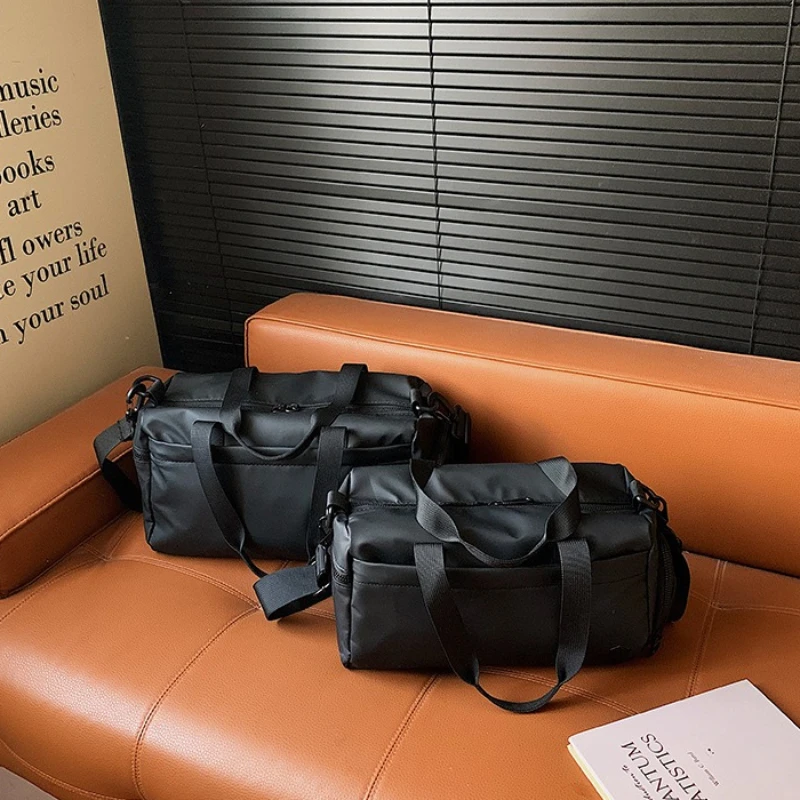 Women Fashion Shoulder Bags Versatile Texture Crossbody Bags Sporty Solid Color Simple Boston Pillow Bag Large Capacity Trendy
Women Fashion Shoulder Bags Versatile Texture Crossbody Bags Sporty Solid Color Simple Boston Pillow Bag Large Capacity Trendy