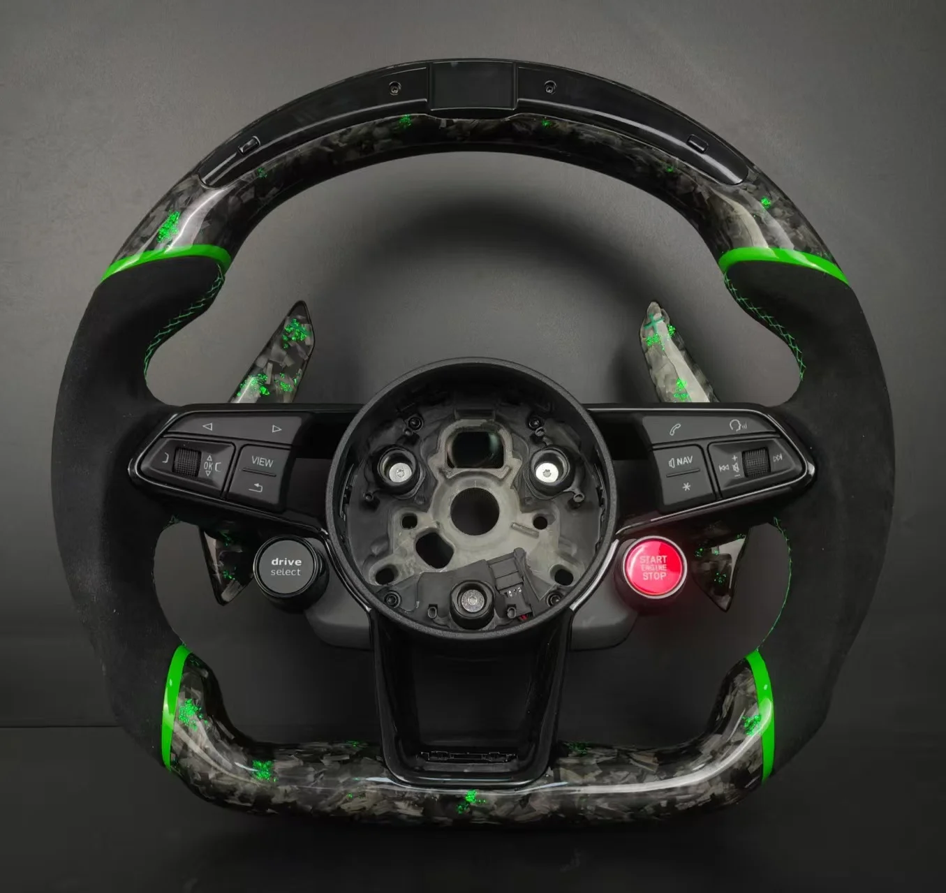 Forged Carbon Fiber Alcantara Steering Wheel for Audi A3 A4 A5 A6 A7 Q3 Q5 Q7 S3 S4 S5 RS3 RS4 RS5 RS6 RS7 Without airbags
Forged Carbon Fiber Alcantara Steering Wheel for Audi A3 A4 A5 A6 A7 Q3 Q5 Q7 S3 S4 S5 RS3 RS4 RS5 RS6 RS7 Without airbags