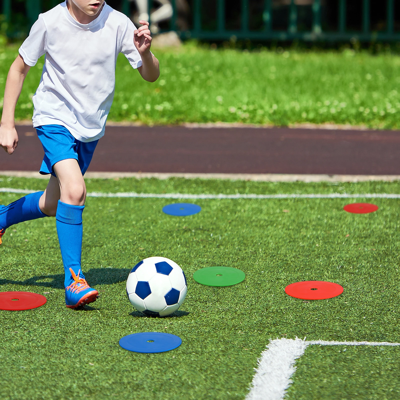 12pcs Flat Cones Soccer Training Set Flat Disc Markers For Ball Control Passing Skills Indoor Outdoor Spot Markers Football
12pcs Flat Cones Soccer Training Set Flat Disc Markers For Ball Control Passing Skills Indoor Outdoor Spot Markers Football