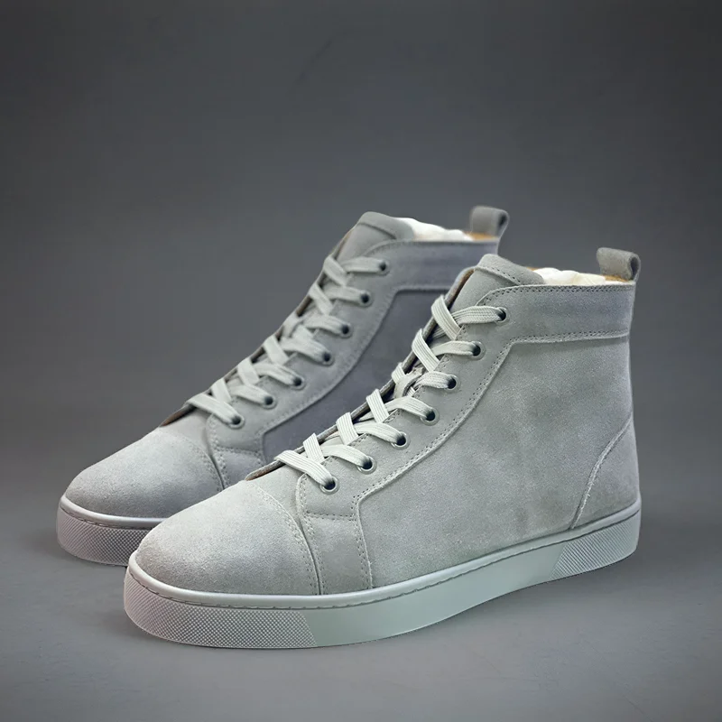 Luxury Brand High Top Fashion Red Bottom Shoes for Men Trainers Driving Spiked Gray Suede Genuine Leather Rivets Flats Sneaker
Luxury Brand High Top Fashion Red Bottom Shoes for Men Trainers Driving Spiked Gray Suede Genuine Leather Rivets Flats Sneaker