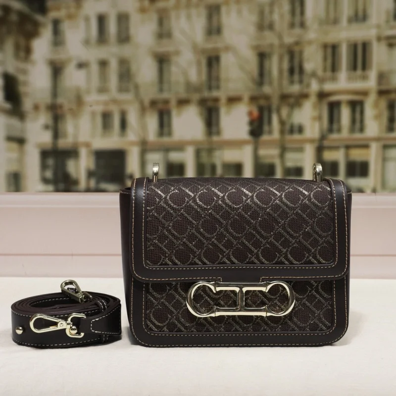 CHCH женская сумка классическая квадратная сумка через плечо с клапаном модная повседневная сумка через плечо универсальная маленькая сумочка для женщин
CHCH женская сумка классическая квадратная сумка через плечо с клапаном модная повседневная сумка через плечо универсальная маленькая сумочка для женщин