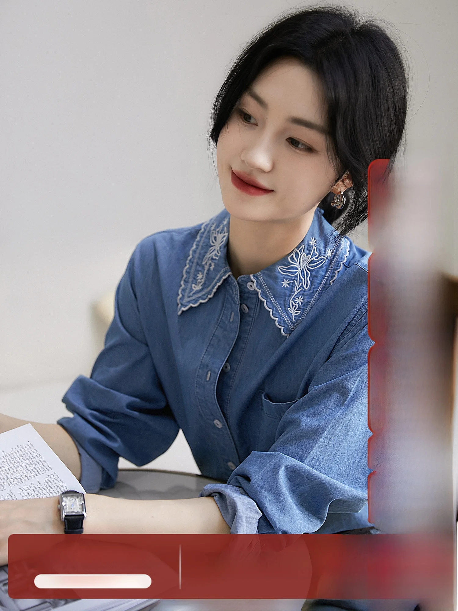 Exquisite Embroidered Vintage Collar Denim irt Pure Cotton Long Sve Office Sle Women's Premium Quali Cotton irt
Exquisite Embroidered Vintage Collar Denim irt Pure Cotton Long Sve Office Sle Women's Premium Quali Cotton irt