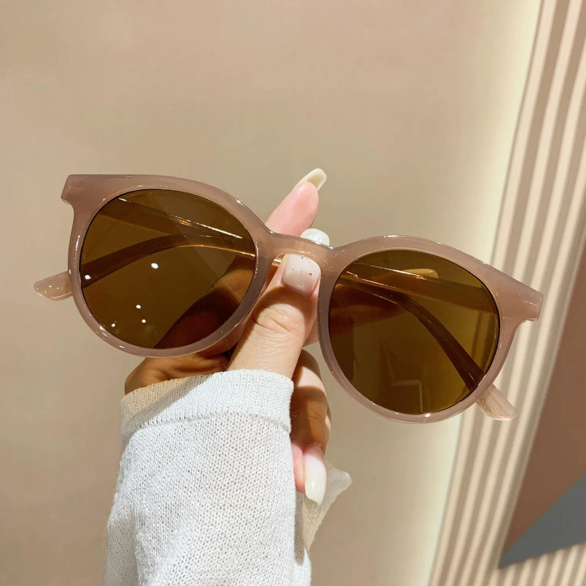 Korean Retro Full Frame Round Sunglasses Sunglasses ladies retro round frame sunglasses UV protection
Korean Retro Full Frame Round Sunglasses Sunglasses ladies retro round frame sunglasses UV protection