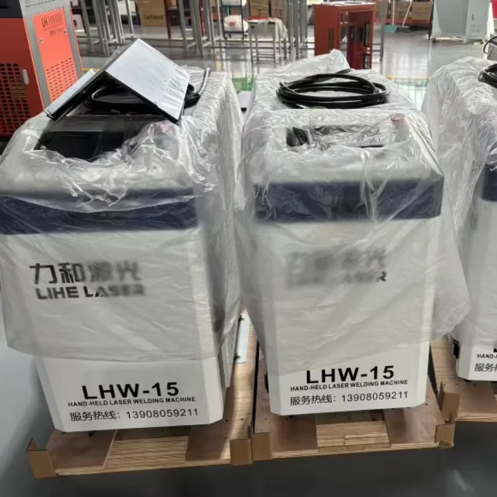 Портативный ручной лазерный сварочный аппарат 4-в-1, 1500 Вт, волоконный лазерный сварочный аппарат для металла
Портативный ручной лазерный сварочный аппарат 4-в-1, 1500 Вт, волоконный лазерный сварочный аппарат для металла