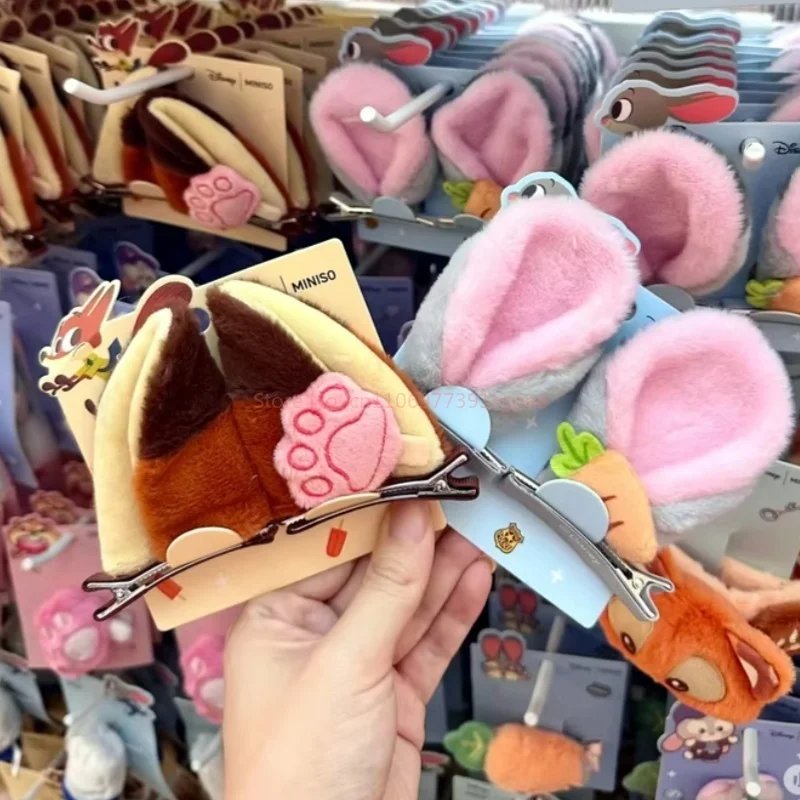 Оригинальная заколка для волос «Зоотопия 2» с милыми мягкими ушками Ника Уайлда, креативный мультяшный аксессуар для косплея, украшение для волос, подарок на праздник или день рождения
Оригинальная заколка для волос «Зоотопия 2» с милыми мягкими ушками Ника Уайлда, креативный мультяшный аксессуар для косплея, украшение для волос, подарок на праздник или день рождения