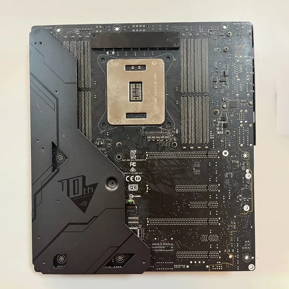 RAMPAGE V EDITION 10 X99 Motherboard LGA2011
RAMPAGE V EDITION 10 X99 Motherboard LGA2011