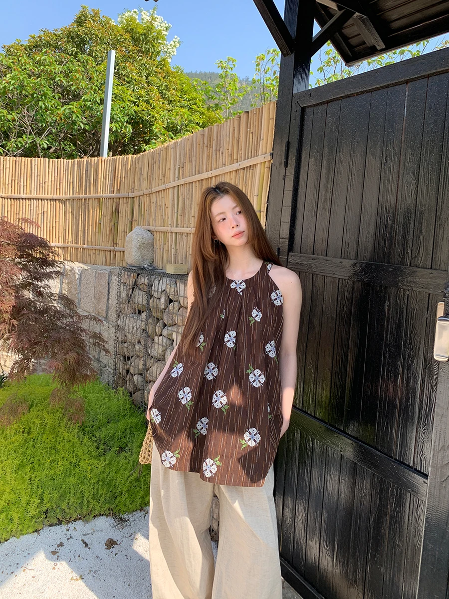 Красный знаменитости Studio, женская летняя верхняя одежда, жилет на бретелях, свободный крой, высококачественный приятный хлопок, прямая трубка
Красный знаменитости Studio, женская летняя верхняя одежда, жилет на бретелях, свободный крой, высококачественный приятный хлопок, прямая трубка