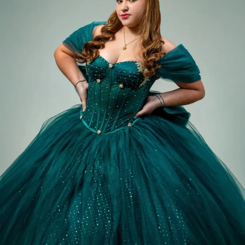 Shiny Dark Green Quinceanera Dresses Glitter Crystal Decal off-shoulder Long tail Bow Vestido 15 Quinceanera Customize
Shiny Dark Green Quinceanera Dresses Glitter Crystal Decal off-shoulder Long tail Bow Vestido 15 Quinceanera Customize