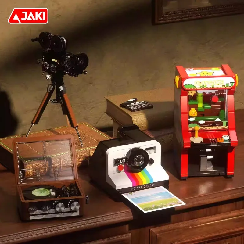 JAKI Ретро бытовая техника сборочные блоки Kawaii игровая консоль игрушка проигрыватель модель настольный орнамент детские праздничные подарки
JAKI Ретро бытовая техника сборочные блоки Kawaii игровая консоль игрушка проигрыватель модель настольный орнамент детские праздничные подарки