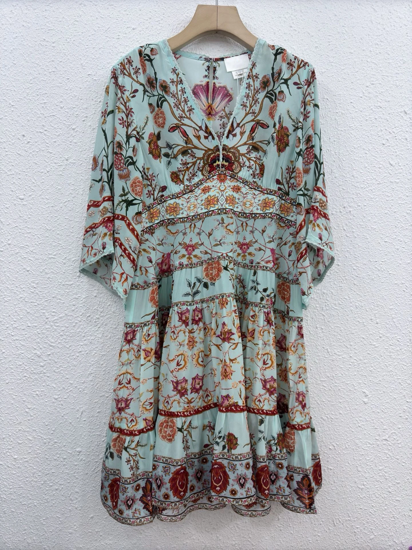 EVACANDIS 100% Real Silk Women New Printing Luxury Bohemian Diamond High Quality Short Sleeve Mini Dress Vintage Sweet Chic
EVACANDIS 100% Real Silk Women New Printing Luxury Bohemian Diamond High Quality Short Sleeve Mini Dress Vintage Sweet Chic